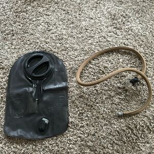 3 Liter tactical camelback